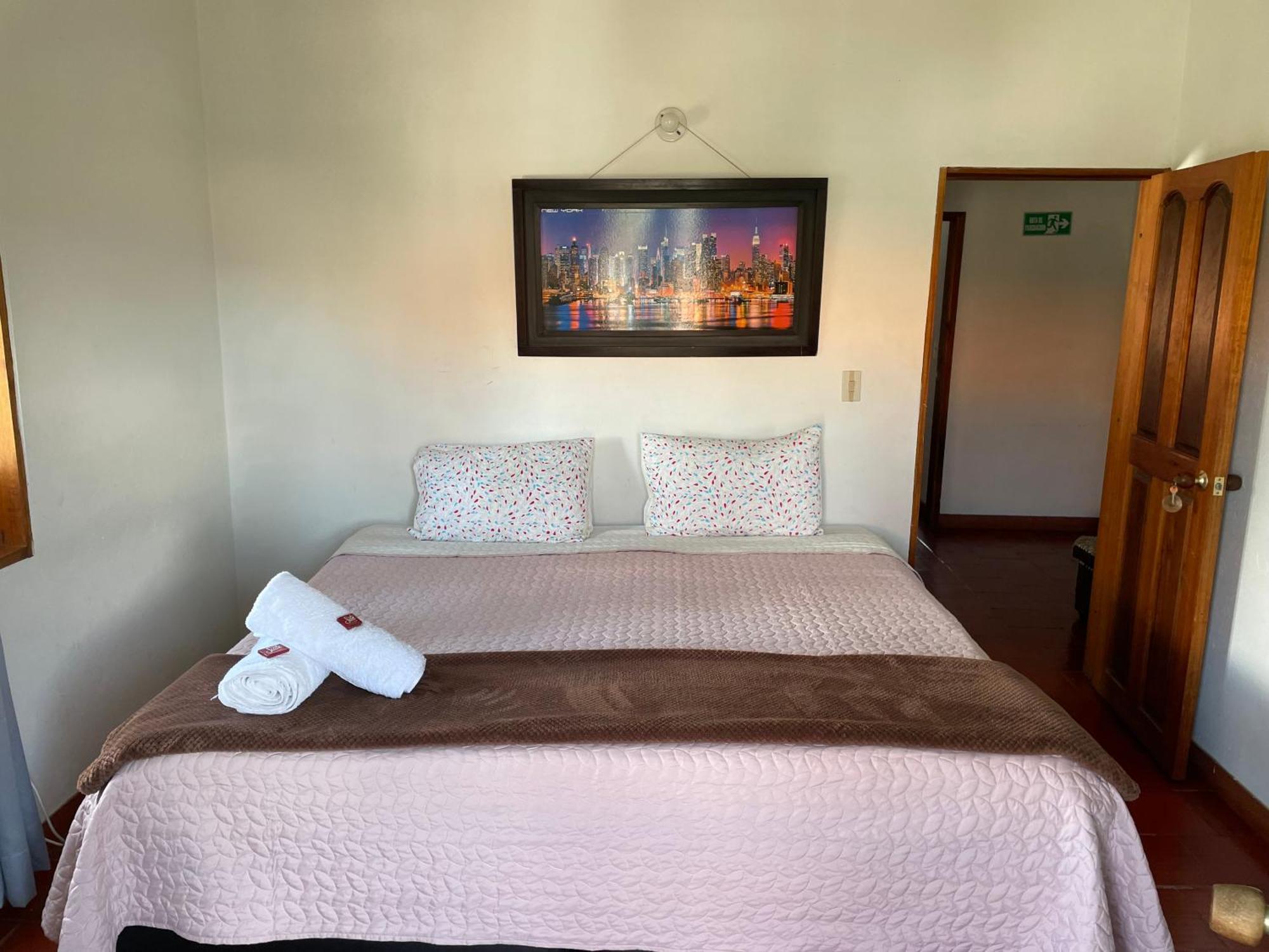 Hostal El Pino Villa de Leyva Eksteriør billede
