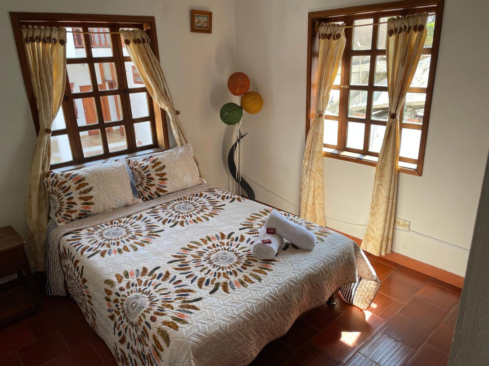 Hostal El Pino Villa de Leyva Eksteriør billede