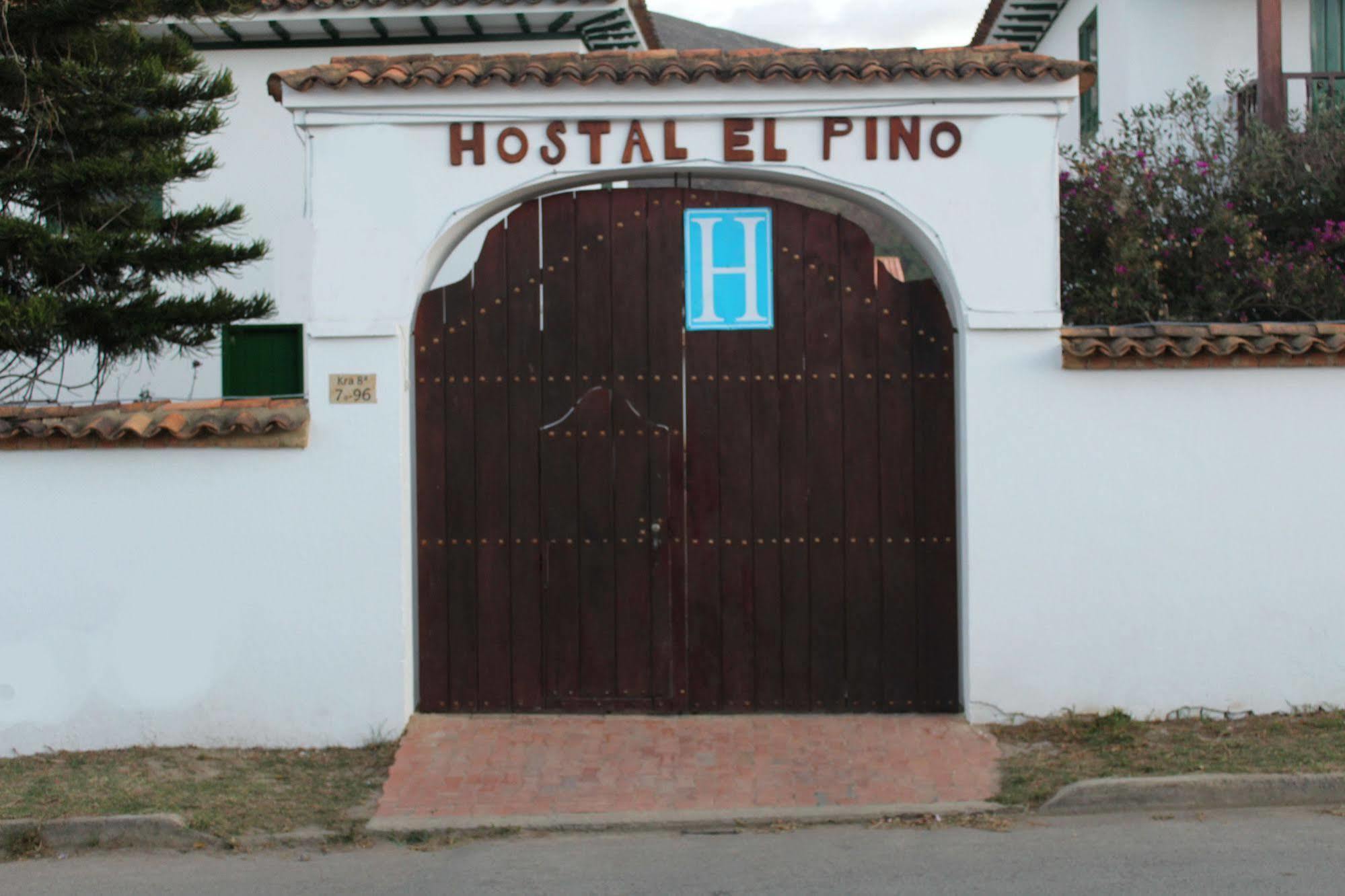 Hostal El Pino Villa de Leyva Eksteriør billede